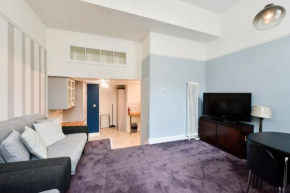 GuestReady - Remarkable 2-bedroom apartment in Holyrood Park